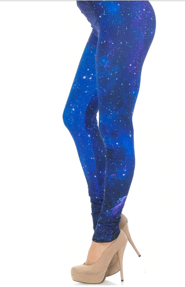 Creamy Soft Blue Galaxy Leggings Size 0-10